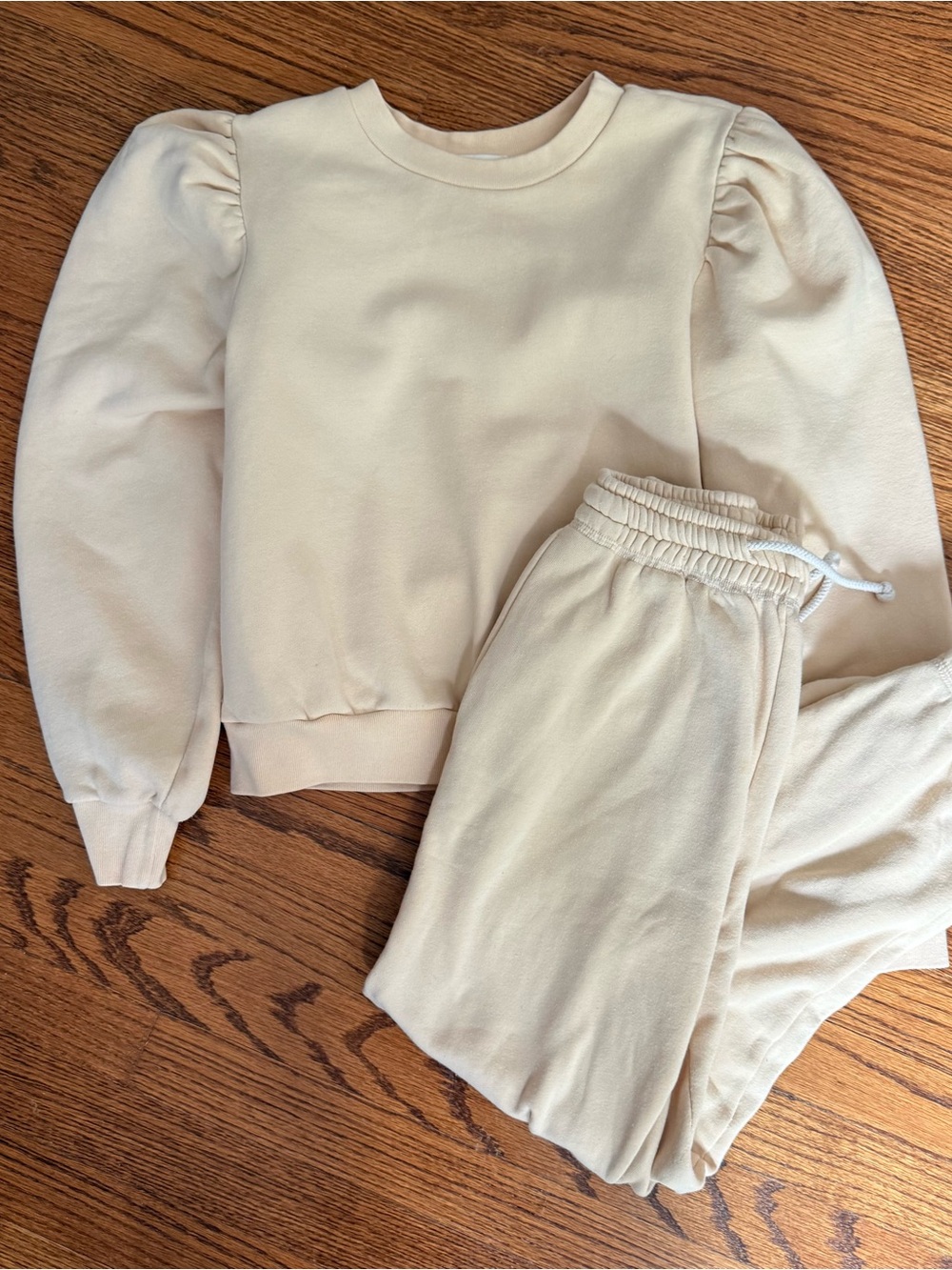 Women’s Loeffler Randall Cream Puff Sleeve Sweatshirt & Jogger Set size small